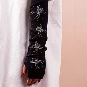 Rhinestone spider pattern black fingerless gloves w thong